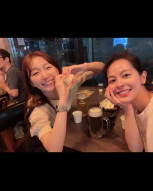 Kim Ju-yeon Instagram - -