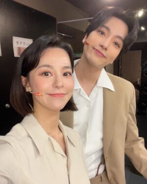 Kim Ju-yeon Instagram - 잘가요. 라흐헤스트.
정말 정말 라흐헤스트 덕분에 이번 여름 누구보다 행복했습니다. 
작년과 올해 라흐헤스트 하면서 저 자신도 정말 많이 성장하고 단단해지는 감사한 시간이었어요.
힘든 하루 보내더라도 공연하면 정말 고된마음이 늘 싹 사라지는 기분이었거든요. 무대뒤에서 라흐 노래와 대사를 듣고있으면 조금 더 용기를 얻고 살아가게 되더라고요.
주셨던 선물과 편지 읽으니 감사한 마음 과 또 한번 뭉클해지는 밤이예요.!!
저 역시 늘 이 라흐헤스트와 동림 잊지않고 힘들고 고단할때 툭툭 털고 일어날 수 있는 건강한 사람이 될게요. 
 ‘나의 느낌표를 믿어!’ 라는 마음으로 우리 행복합시다.  고마웠어요.

역시, 동림이야