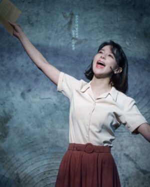 Kim Ju-yeon Instagram - Je suis la plus belle du monde.

Je suis la plus belle du monde.

Je suis la plus belle du monde.

(제 사진첩 많은 사진들 외. 금손 작가님들 감사합니다🫶)