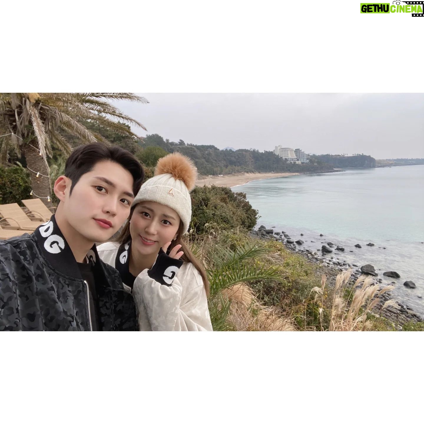 Kim Jun-ho - 29.7K Likes - .
결혼기념일 겸
크리스마스 겸
은동이 태교여행겸
짧은 여행이였지만 올해는 한해 마지막을 같이 보낼수 있어 감사합니다😍