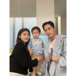 Kim Jun-ho Instagram - .
🤗