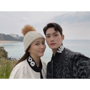 Kim Jun-ho Instagram - .

결혼기념일 겸
크리스마스 겸
은동이 태교여행겸
 짧은 여행이였지만 올해는 한해 마지막을 같이 보낼수 있어 감사합니다😍