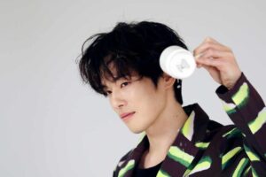 Kim Jung-hyun Instagram - 컵쳐핸썹
