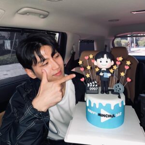 Kim Min-cheol Instagram - 생일 축하해 주셔서 감사합니다!🥳🎂🫶🏻