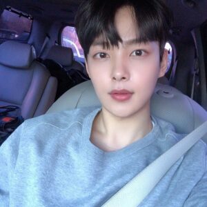 Kim Min-ki Instagram - 