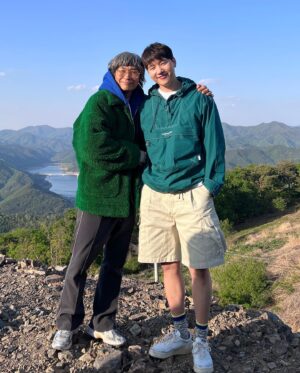 Kim Min-seok Instagram - 오늘의 컨셉은 부족한것 보다는 남는게 낫다. #조상의지혜 #명언활용 #활용점정