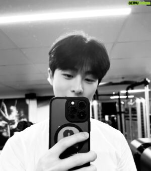 Kim Moo-joon Instagram - TBS 이번주 일요일 7.7 21:00 
블랙페앙 시즌2 첫방송입니다
한국에서는 넷플릭스를 통해 보실 수 있습니다!
많이 부족하지만 계속 노력하겠습니다
항상 감사합니다🙏🏻

#블랙페앙 #ブラックペアン #netflix #tbs #キムムジュン