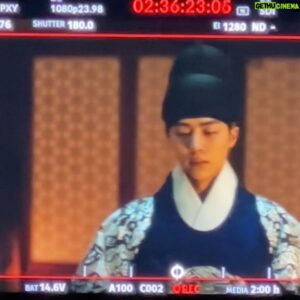 Kim Moo-joon Instagram - 연인 파트1 마지막 날
#연인 #소현세자 #mydearest