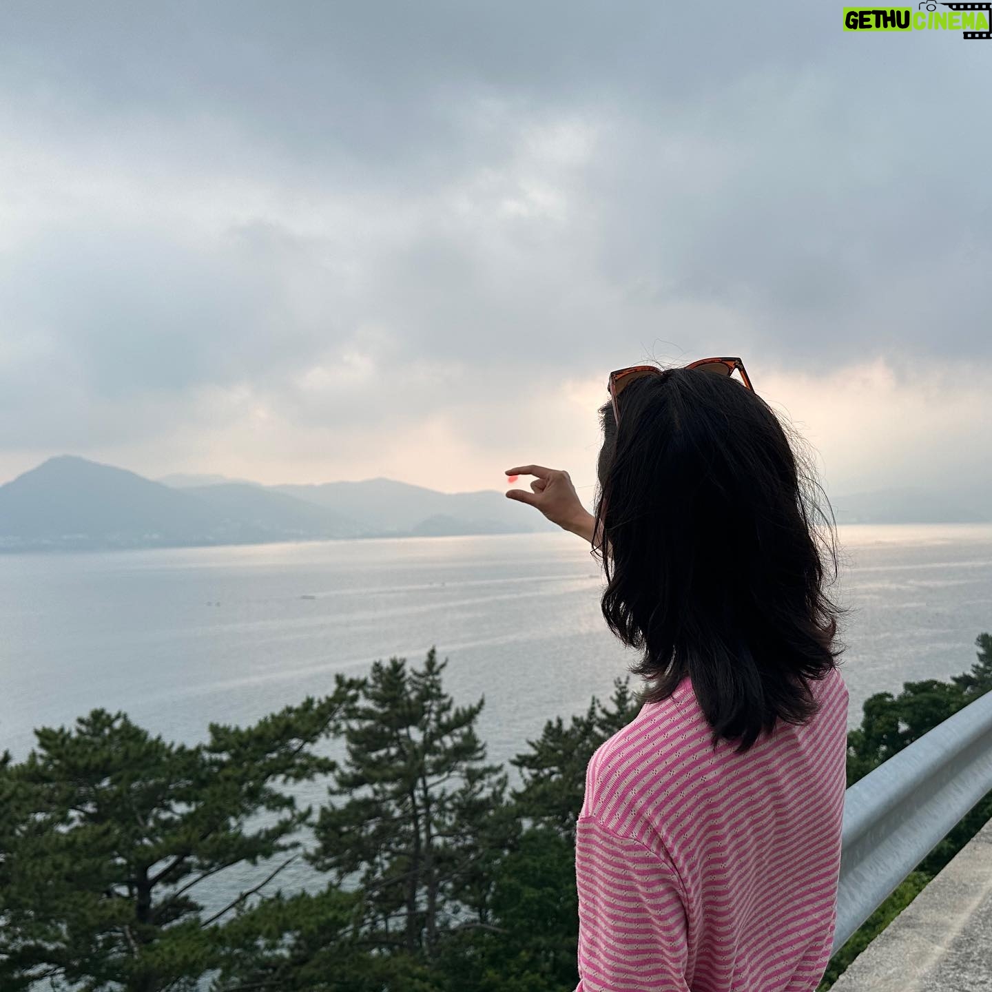 Kim Sae-byuk - 3.1K Likes - 남은 6월도 무사히 즐겁게 🌲