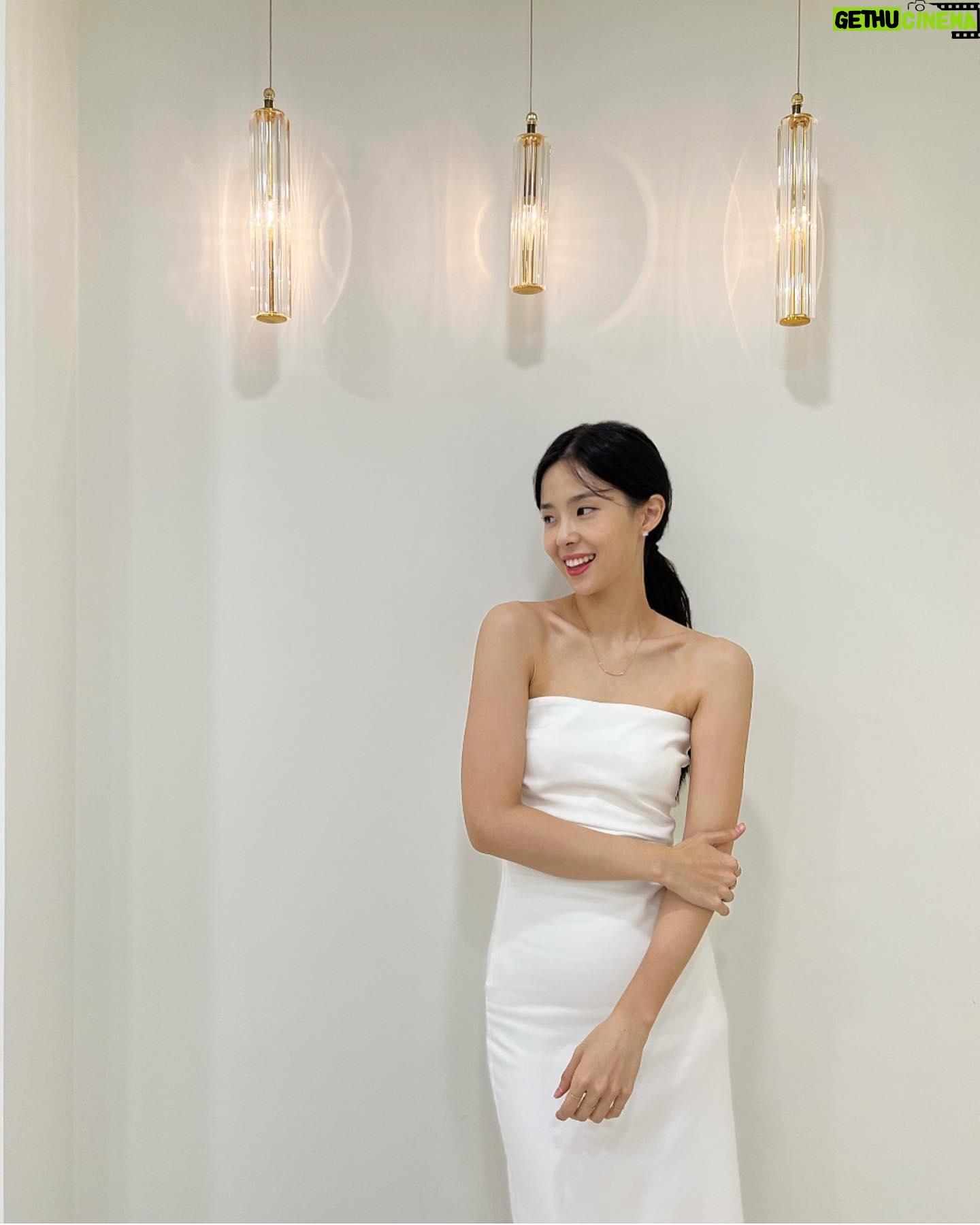 Kim Sae-yeon - 828 Likes - 🤍