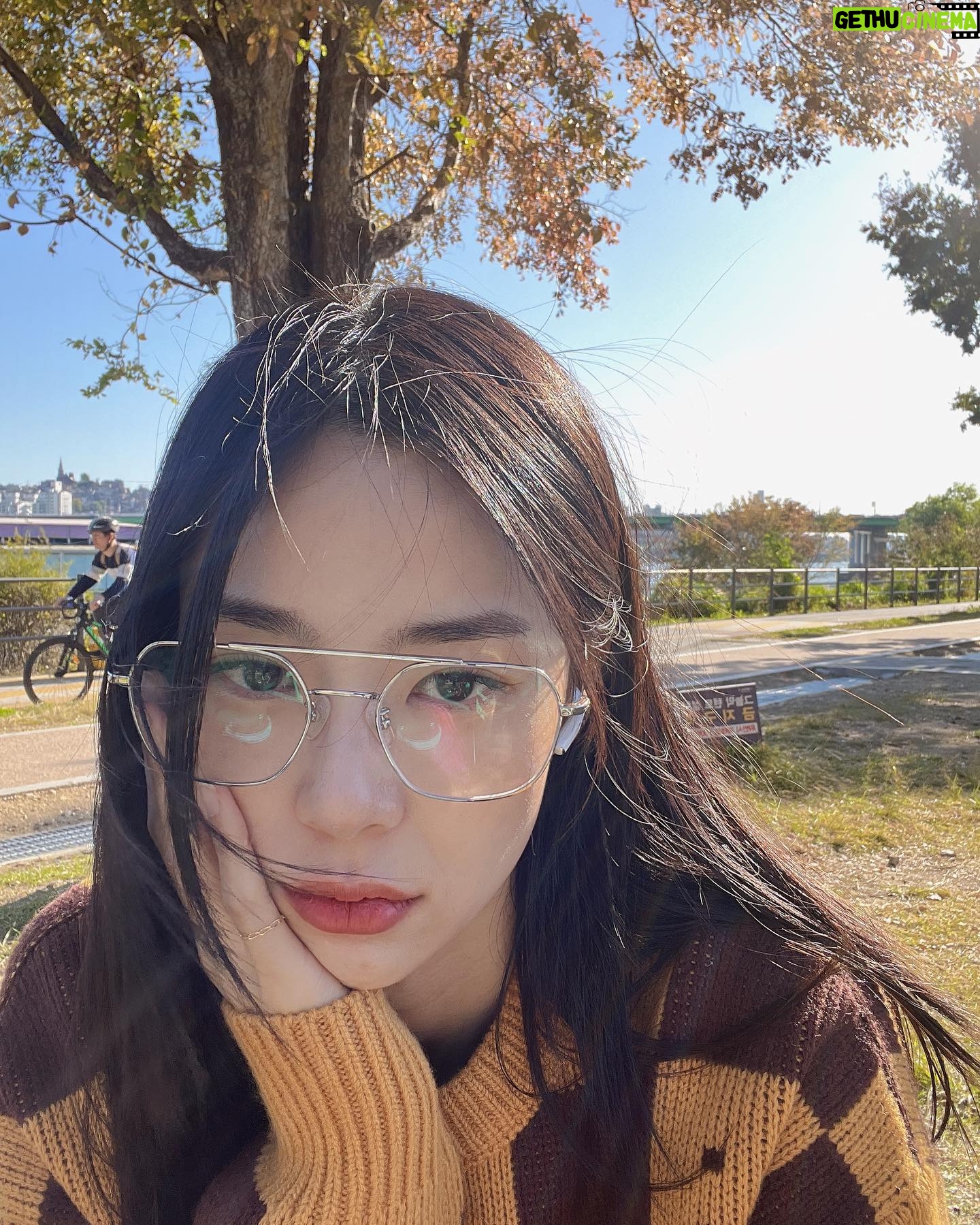 Kim Sae-yeon - 822 Likes - 🌳🩵