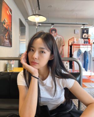 Kim Sae-yeon Instagram - ☻