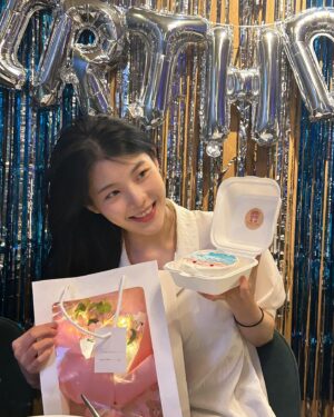 Kim Seo An Instagram - 스마일🙃😉🤭
