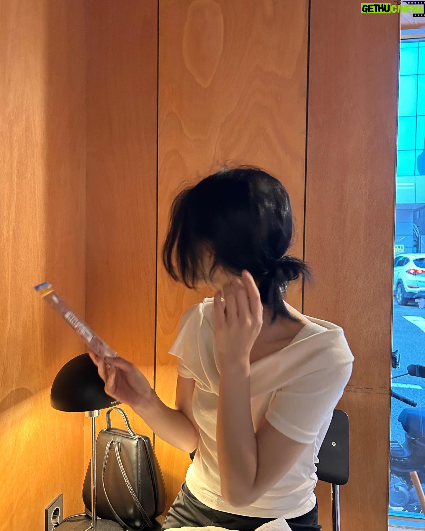 Kim Seo An - 2K Likes - 이모저모 이것저것
