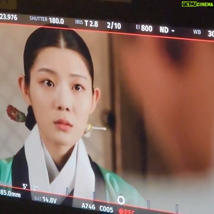 Kim Seo An - 2K Likes - #연인
영롱 초롱 영랑👋🏻