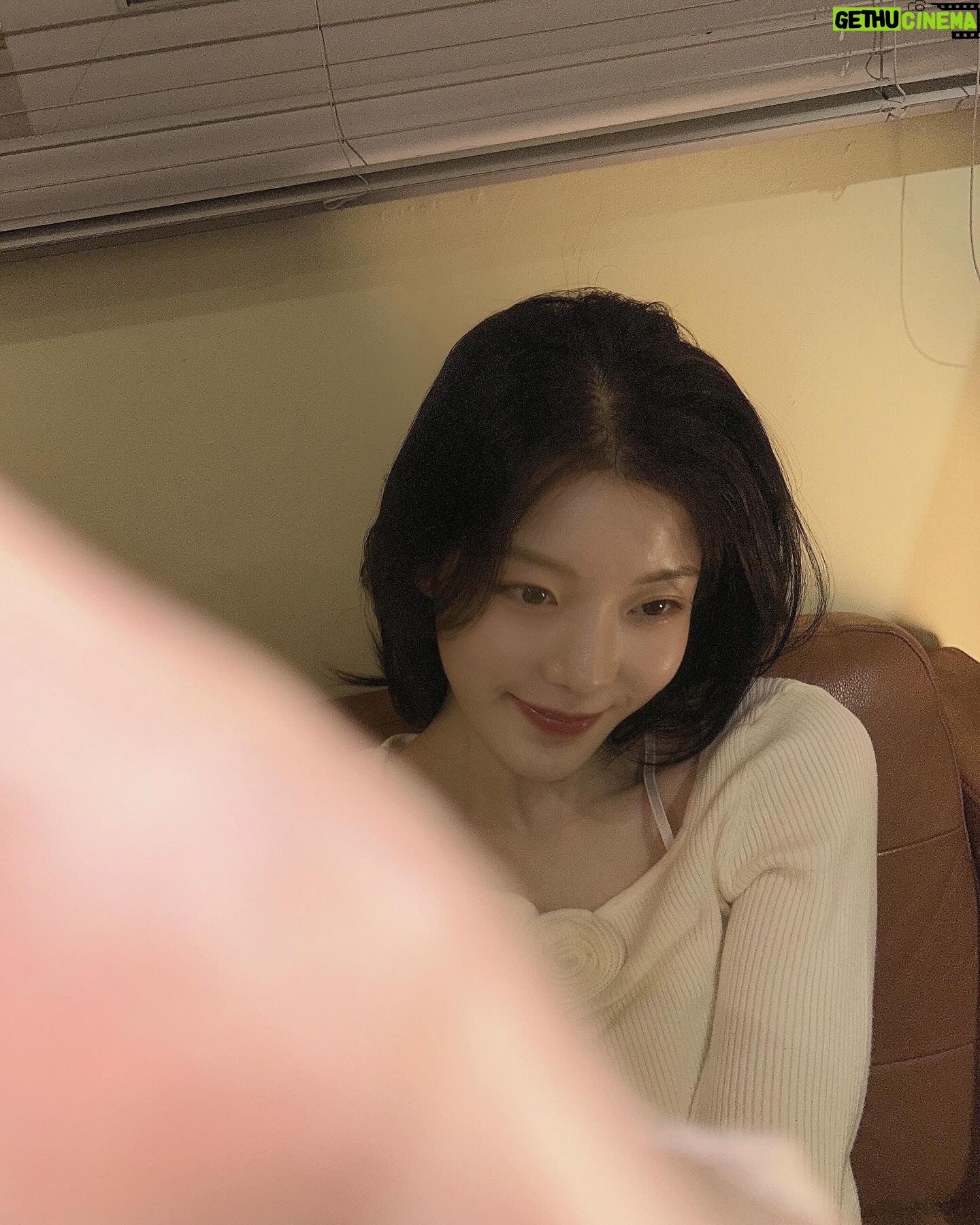 Kim Seo An - 1.8K Likes - 1월