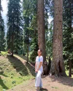 Kim Sharma Instagram - 🧺🐑 ⛰️ 👩🏻👩🏼👵🏼👴🏼
