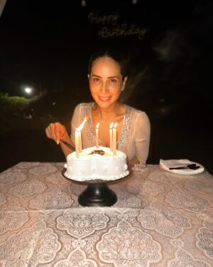 Kim Sharma Instagram - #44 🎂 XO