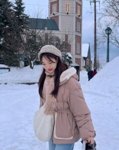Actress Kim Sol-bi HD Instagram Photos and Wallpapers June 2024