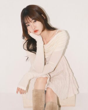 Kim Sol-bi Instagram - @robanstudio 
로반스냅🎞️
히메컷 호소인
.
.
.
#스냅사진#로반스냅#프로필사진