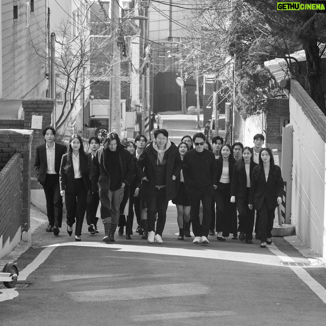 Kim Soo-ro - 1K Likes - 우리가 해낼거야. 좋은작품 보여줄꺼야. 라는 정신으로....
오늘보니 무대도 맘에들고 간만에 객석단차에도 힘을주고.
91분의 VIP 관객만 모시는듯한 극장분위기!!!!!
몰리에르 타르튀프. (위선자 탁선생)
언더스테이지 가 참 좋아요.
현대카드 언더스테이지 에서 다양한 연극과 뮤지컬들을 보여드리고 싶습니다.
위선자 탁선생. 요번주 일욜부터 시작!!!!
#두나무 #대교 #동문건설 #카카오뱅크 #게임인재단 #아떼오드 #이엠케이
#나인스토리 #유재석 #최두언 #김대수 #송요한 #유우재 #(주)대전것들 #럭키인디아 #박중훈 #송한샘 #성종완 #김지호 #허재영 #티메이커 #컴투스 #캐리어
#깐부치킨 #정훈탁 #강제규 #덮케작품을좋아하시는관객분들