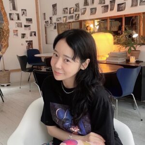Kim Soy Instagram - 요즘 좀 geeking out 하는 시즌이다. 
iwilllureyouwithmystarwarscollection

#애착티샤스