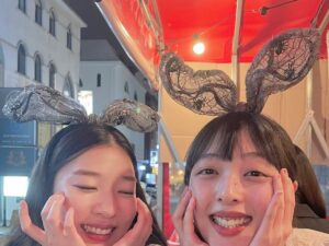 Kim Sun-a Instagram - 어느 별에서 왔니? 사랑해 외계인
@kim_bora95