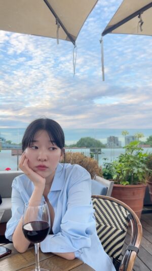 Kim Sun-a Instagram - London☀️🫧