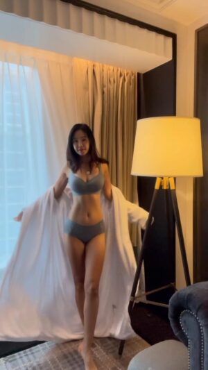 Kim Sun-young Instagram - #룩북 #lookbook 
#ootd
#model #오늘의코디 
#fashion #fashionista
