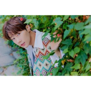 Kim Sung-kyu Instagram - 😏