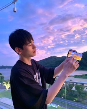 Kim Tae-hwan Instagram - 하늘사진 자랑중(ू˃o˂ू)