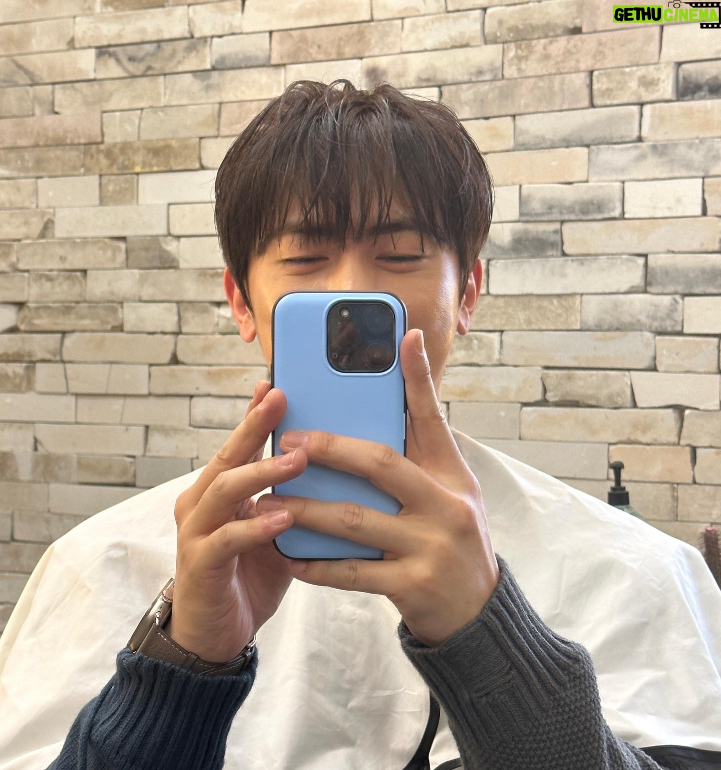 Kim Won-hun - 3.8K Likes - 2023년 행복했어
나를 사랑하는 내가 사랑하는 사람들 덕분에