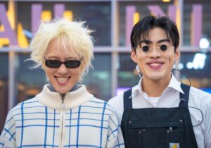 Kim Won-hun Instagram - Zion.T 이번 앨범 Zip
내 머리스타일 만큼 미쳤다
(진세는 자이언티 조롱 그만)
