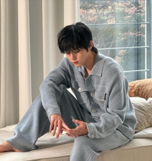 Kim Woo-seok Instagram - BEAUTY 