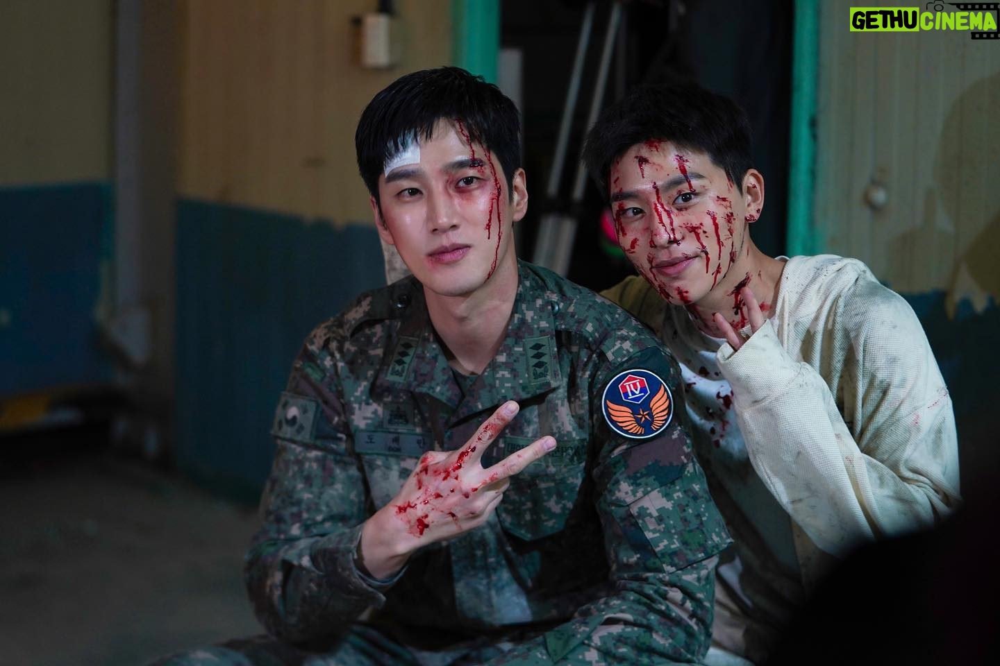 Kim Woo-seok - 42.4K Likes - 오늘도 본방사수 ! 🥺
tvn 10:30 #군검사도베르만
#마지막까지 #본방사수 ❤️