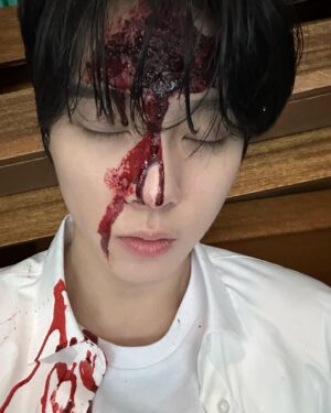 Kim Woo-seok Instagram - 안녕 어디서든 또 보자

#밤이되었습니다