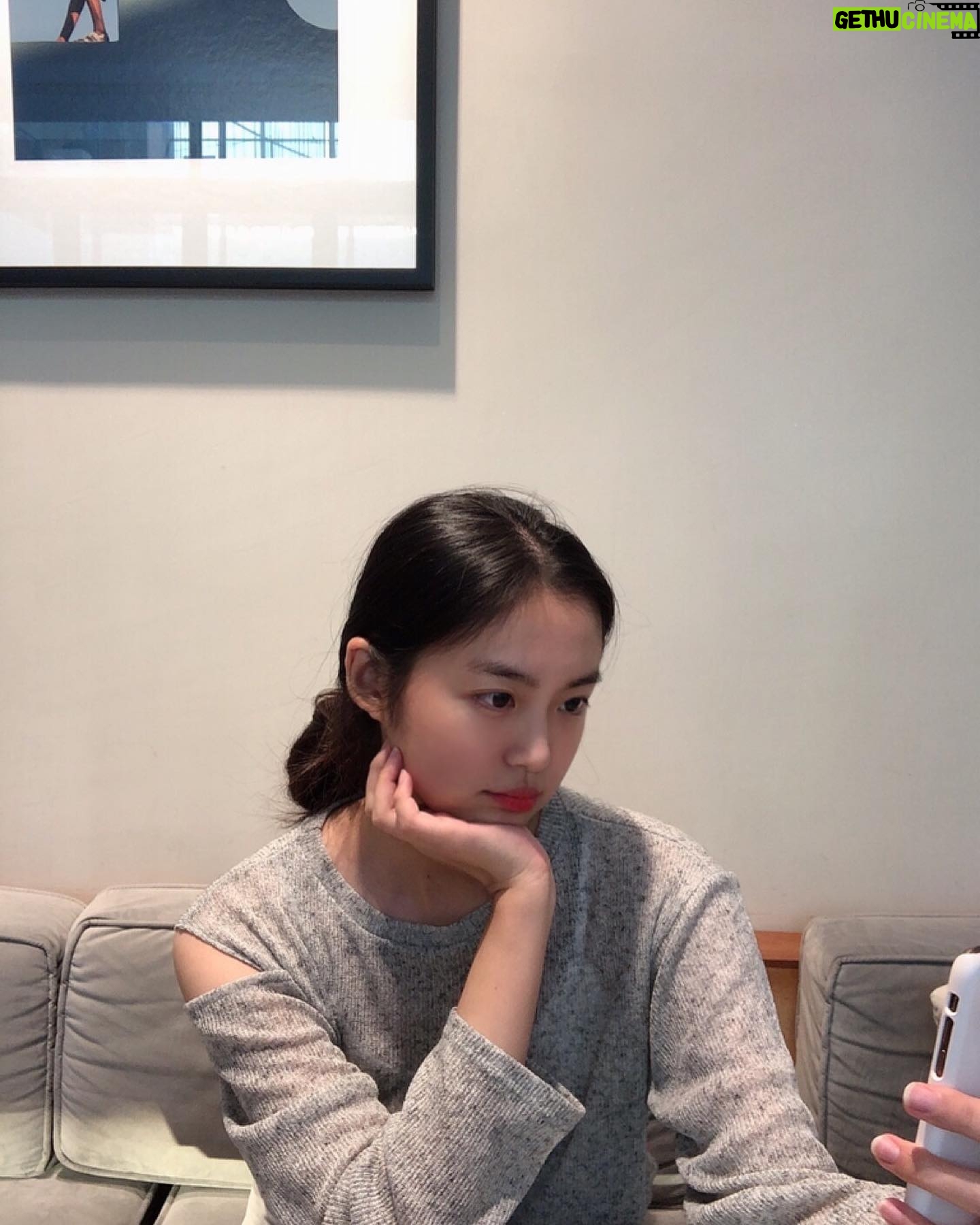 Kim Ye-ji - 1.1K Likes -