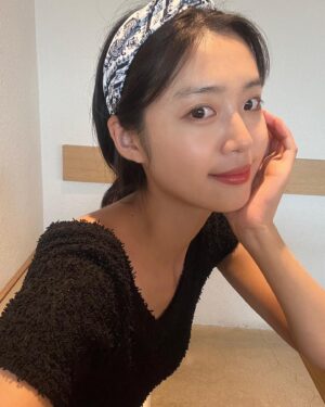Kim Ye-ji Instagram - 여름 즐기기🎡🌊🫧💙