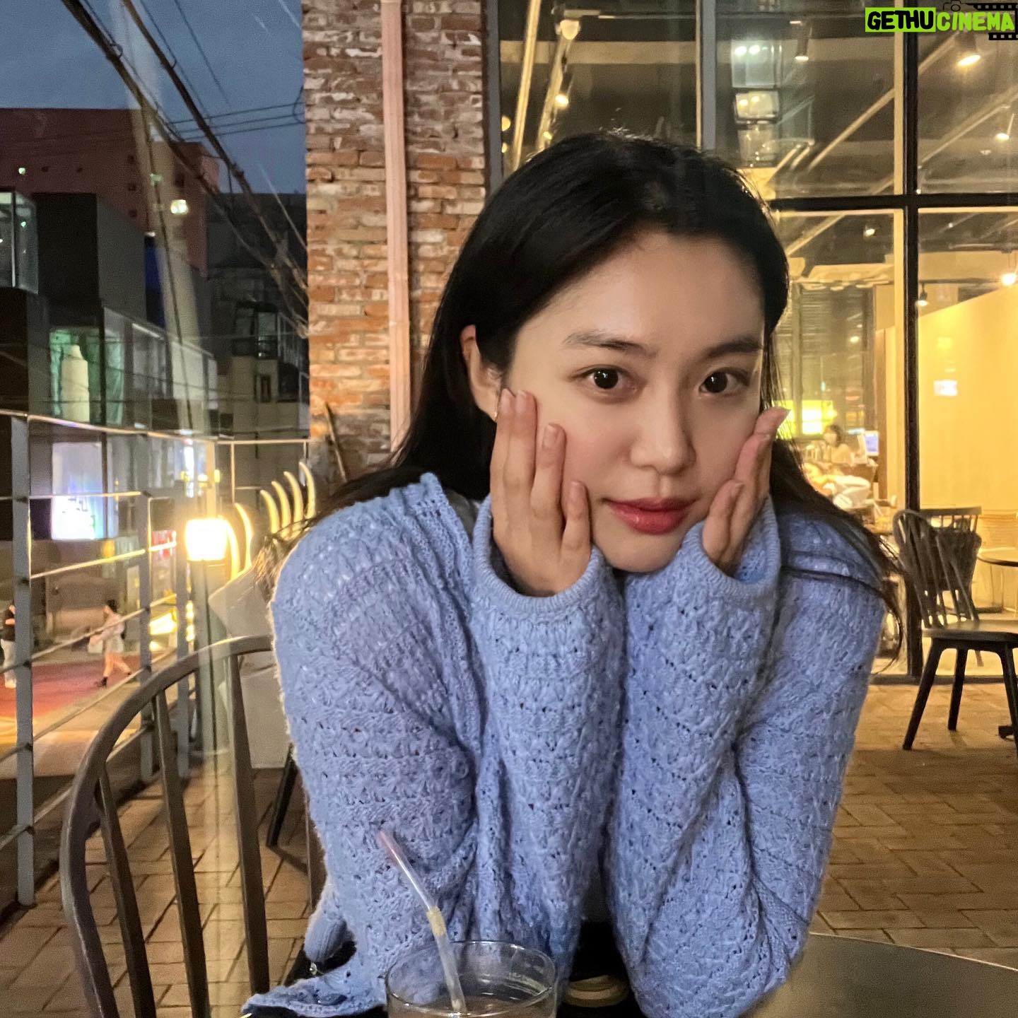 Kim Ye-ji - 1.5K Likes -