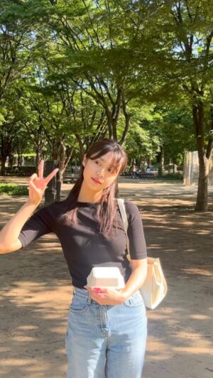 Kim Ye-ji Instagram - 🌿