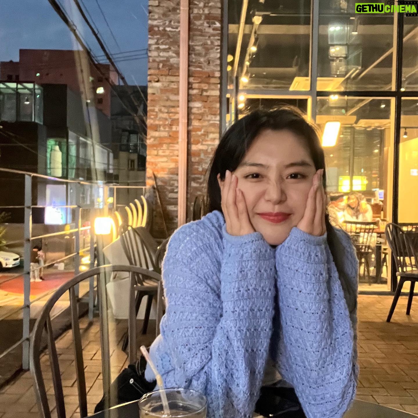 Kim Ye-ji - 1.5K Likes -