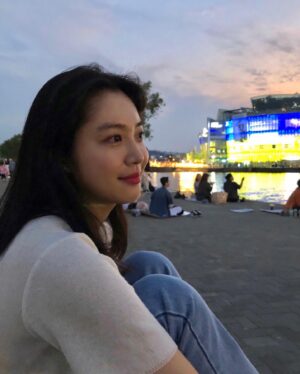 Kim Ye-ji Instagram - 요즘 날씨 너무 좋다☺️