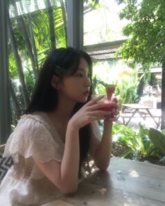 Actress Kim Yi-kyeong HD Instagram Photos and Wallpapers March 2024
