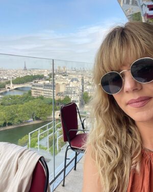 Kimberly Caldwell Instagram - Paris Couture Fashion Week 🇫🇷 Shopping, sipping, “working”, discovering, and exploring with @tune2tunde @nike