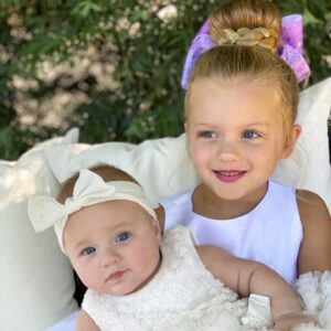 Kimberly Caldwell Instagram - Party of 3!
👩‍👧‍👧💕💒
Heartbroken I can’t be at my cousins wedding today in Texas but COVID wasn’t going to stop us from getting dressed up, watching the live stream, and celebrating love! 
💍🎩🎩
.
Missing my better half. 
@jordancharvey ❤️