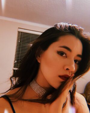 Kimie Tsukakoshi Instagram - Rediscovered old lockdown Zoom party pics. 
I’m enjoying this combo of glam ’losing my mind’