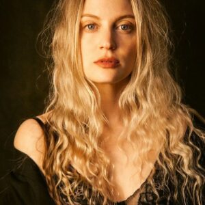 Kirby Bliss Blanton Instagram - I got to shoot with @chrislabadie
I am grateful to call him a friend and get to witness his many talents on the regular.
More to come. X