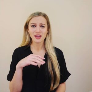 Kirby Bliss Blanton Instagram - Self tape game strong? Hahah 
Wish me luck this week all. 🤞
