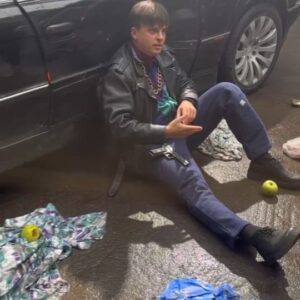Kirill Turichenko Instagram - Большинство голосов за то, что на Губина я всё-таки похож, поэтому показываю, как мы его создавали 😅

Досняли сегодня несколько экшн-сцен 💥💥💥

Обожаю свою работу!!!

В новогоднюю ночь на @tnt_online "Иван Васильевич меняет всё" 🤩