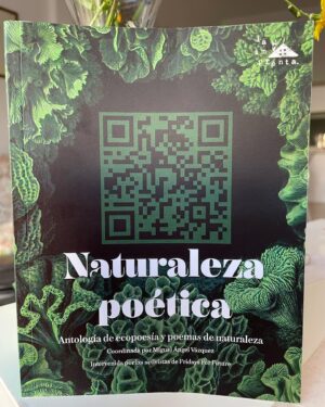 Kiti Mánver Instagram - Preciosa Noche de los Libros en la librería "La Imprenta" Una maravilla ver a gente muy joven disfrutando de la Poesía. Naturaleza poética tiene la particularidad de que puedes oír a l@s poetas, en tu teléfono móvil, leyendo el Código QR del poema elegido. Una gozada, gracias